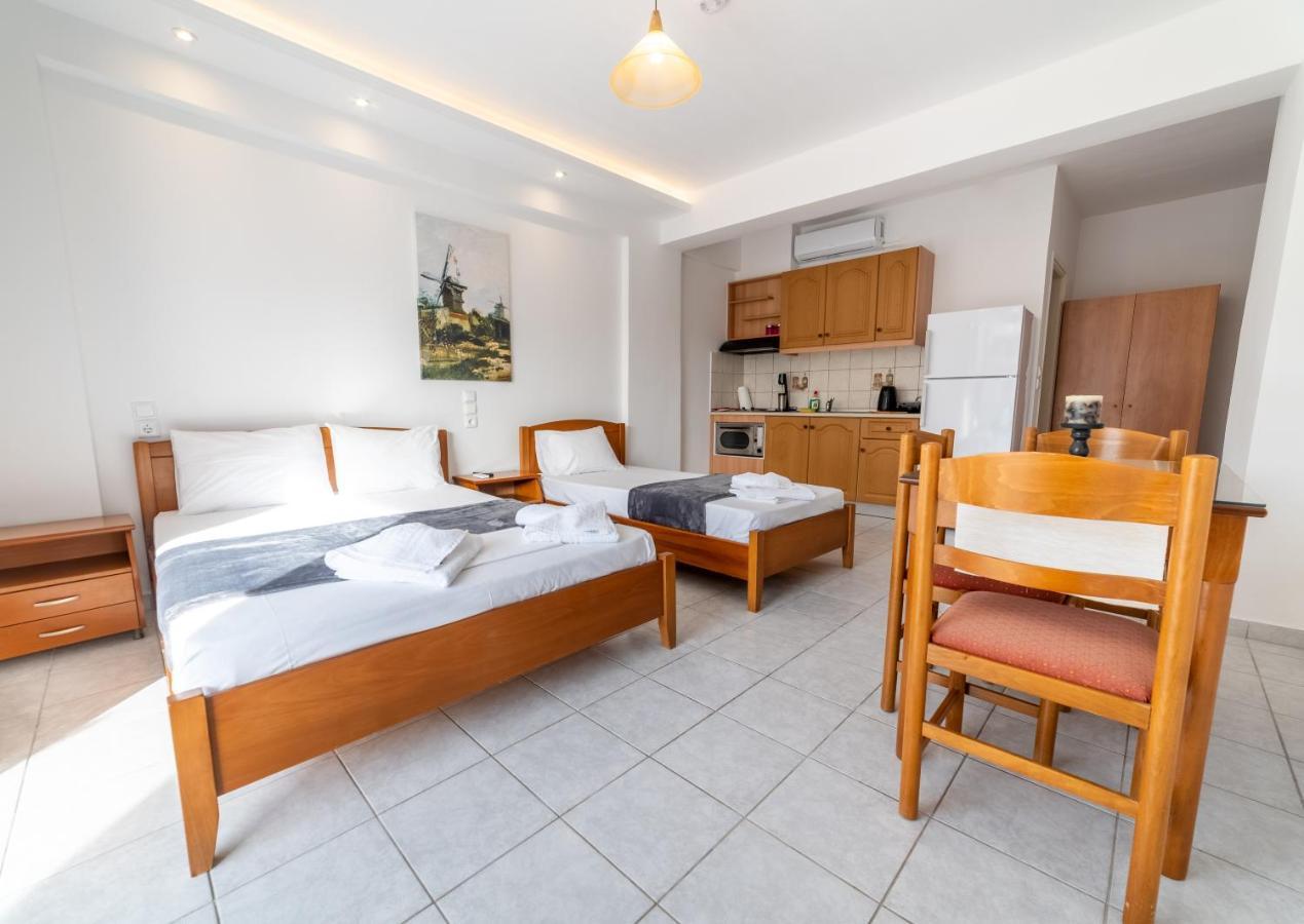 Azzurro Hotell Paleros Eksteriør bilde